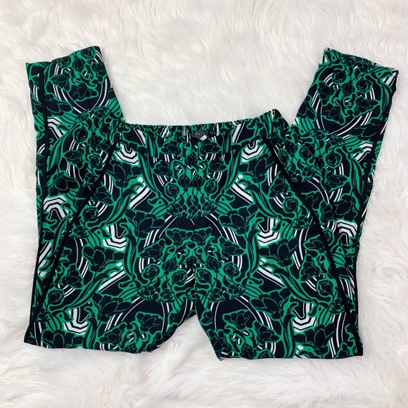 J. Crew Tuxedo Pant in Retro Floral - Picture 2 of 5